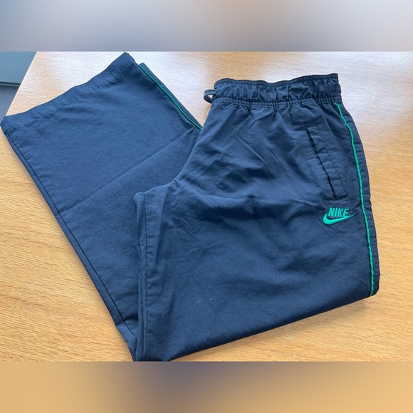 Nike Track Pants Vintage.  Black with Green Piping & Swoosh. Size-XL (16-18) - Picture 5 of 13